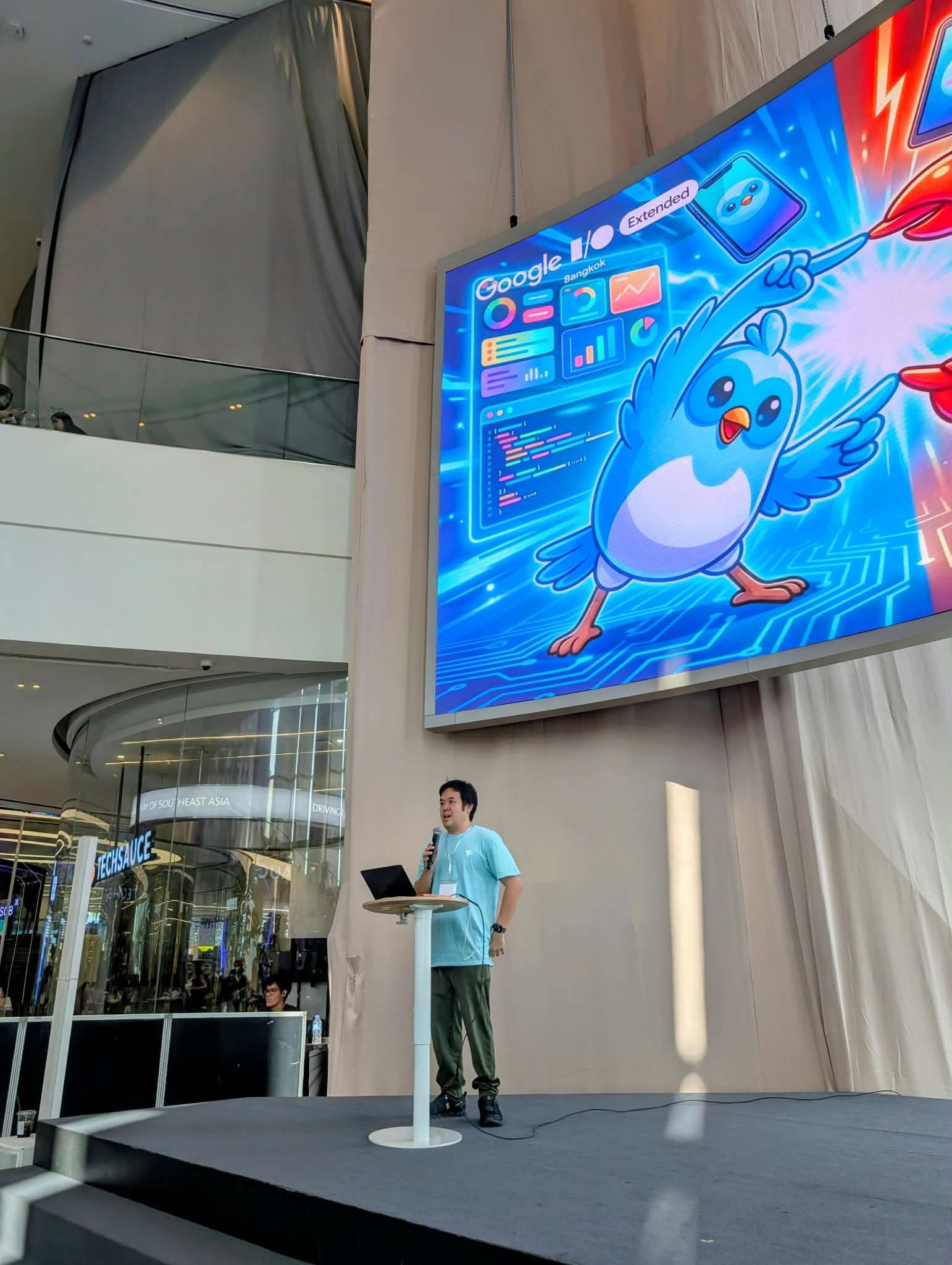 Amorn on stage at Google I/O Bangkok presenting Rush Flutter to Native Speed with Rust